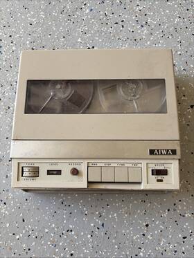 Aiwa Tp-705 Vintage 1960s Portable Reel To Transistor Tape Player Recorder