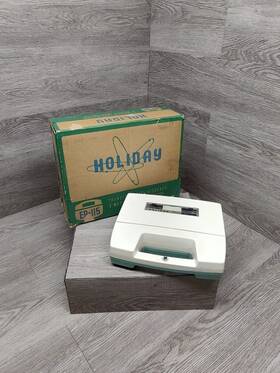 Ep-115 Holiday Vintage Transistor Tape Recorder Untested Free Shipping