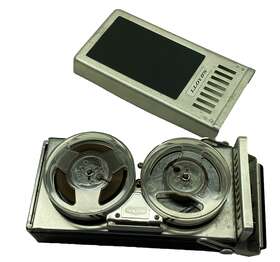 Ty799a Lloyds Vtg Mini Reel To Tape Recorder /player. Works. Battery Operated