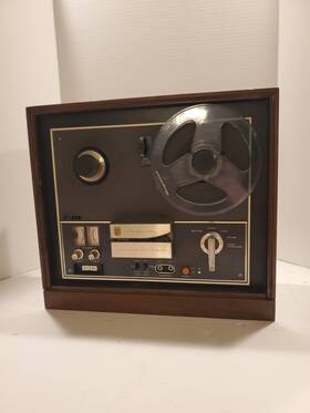 Magnavox 1k8876 Reel To 4 Track Solid State Tape Recorder Vintage