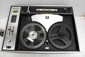 1k8879 Magnavox Reel To Track Solid State Stereo Tape Recorder As Is #t59