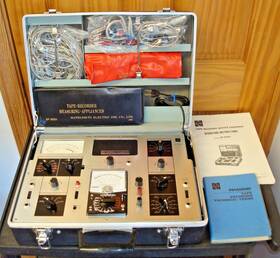 Rp-8066 Panasonic Rare Matsushita Tape Recorder Test And Service Case - Model