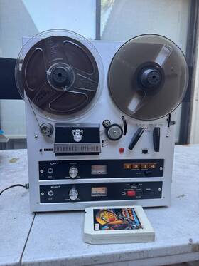 Roberts 1725-8l3 Reel To Tubes Good With 10 Tapes