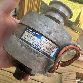 Teac 70118 Em-282 A-1500 Reel Motor W Pullley