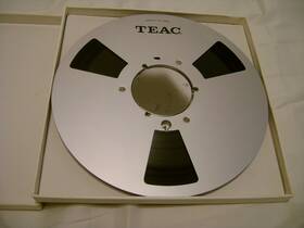 Teac Re-1022 10.5 Inch Metal Take Up Reel 1/4 With Tape. Made In Japan. Used