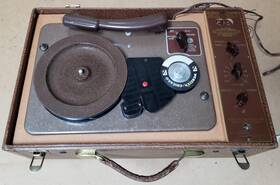 Wireway Wp-3978 Vintage Magnetic Wire Recorder And Phonograph N62 V