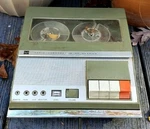 Rca Track Player Model YJS15G Battery Operated Or 120VAC 60CPS 10WATTS Vintage. Fixed Price $300.00.
