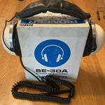 Vintage White Pioneer SE-30A Stereo Headphones Original Box. Fixed Price $15.00.