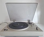 Akai AP-001C Turntable Belt Drive. Fixed Price $120.00.